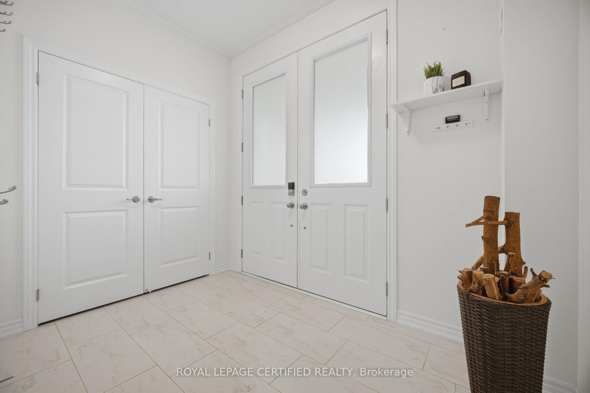 Photo 2 of 29 Lippa Drive, Caledon, Rural Caledon — HOMEH