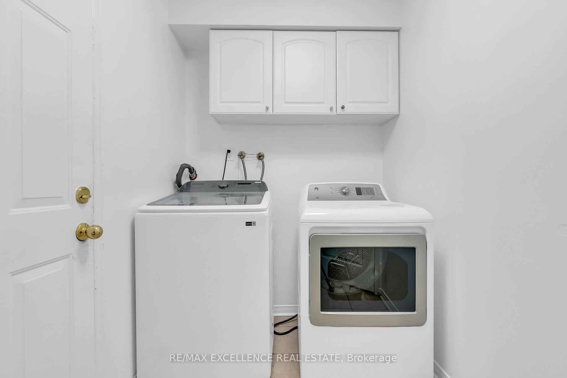 Photo 16 of 50 Jewel Crescent, Brampton, Sandringham-Wellington — HOMEH