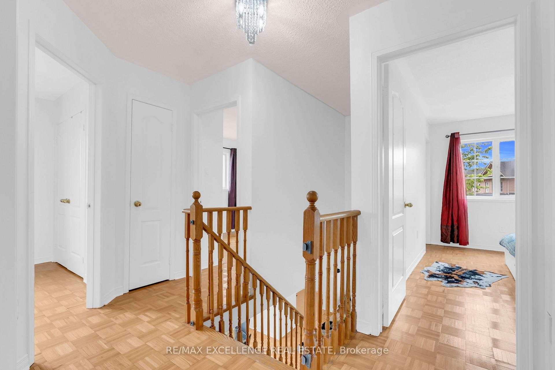 Photo 18 of 50 Jewel Crescent, Brampton, Sandringham-Wellington — HOMEH