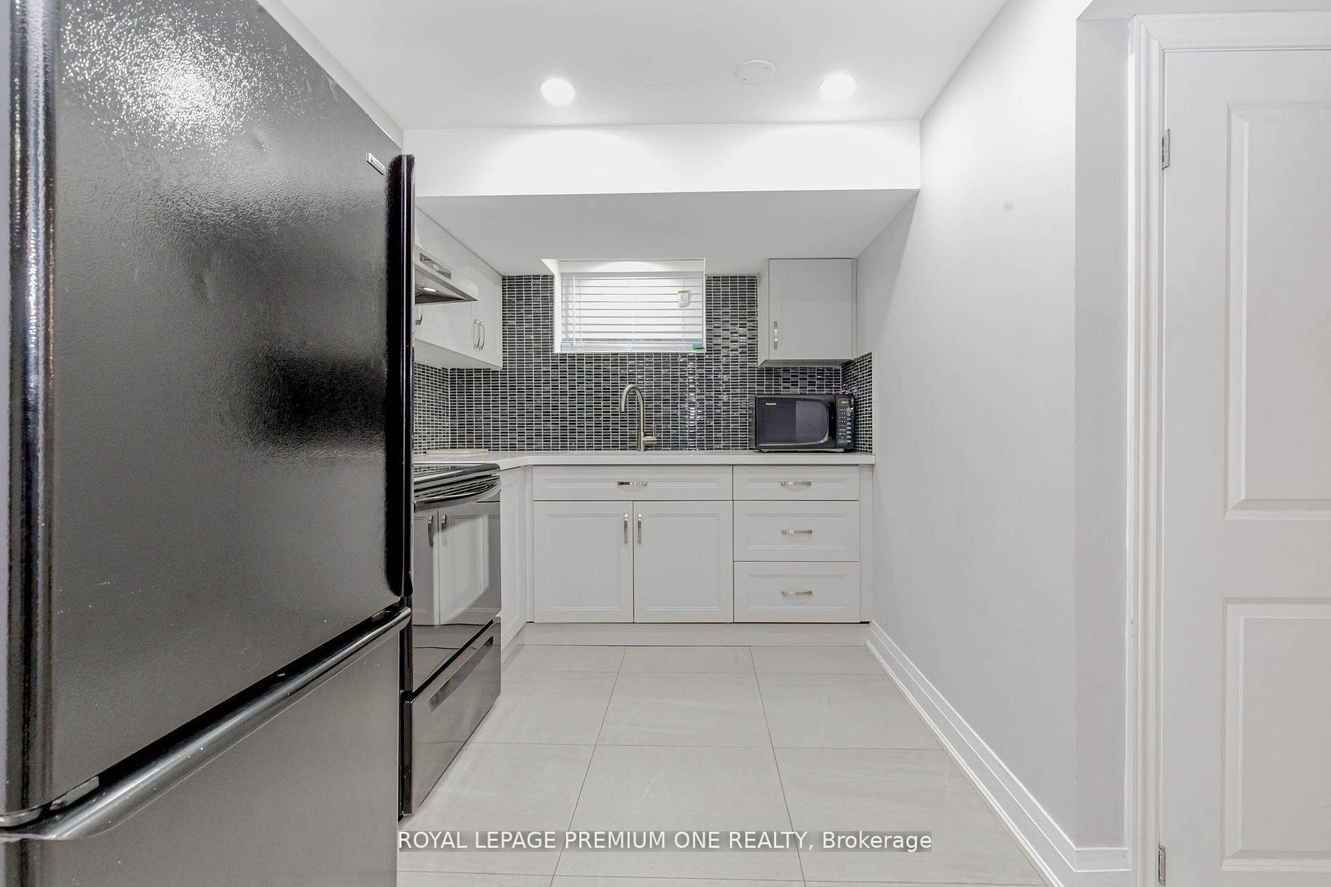 Photo 8 of Unit Basement, 2085 Bridge Road, Oakville, West — HOMEH