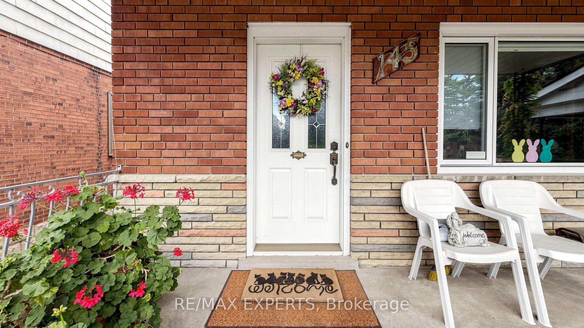 Photo 4 of 145 Gloucester Grove, Toronto, Oakwood Village — HOMEH
