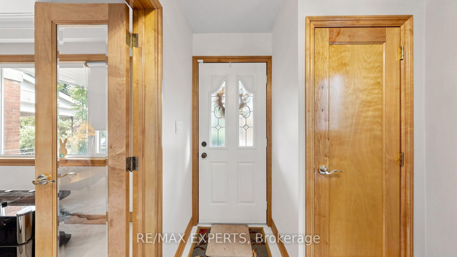 Photo 18 of 145 Gloucester Grove, Toronto, Oakwood Village — HOMEH