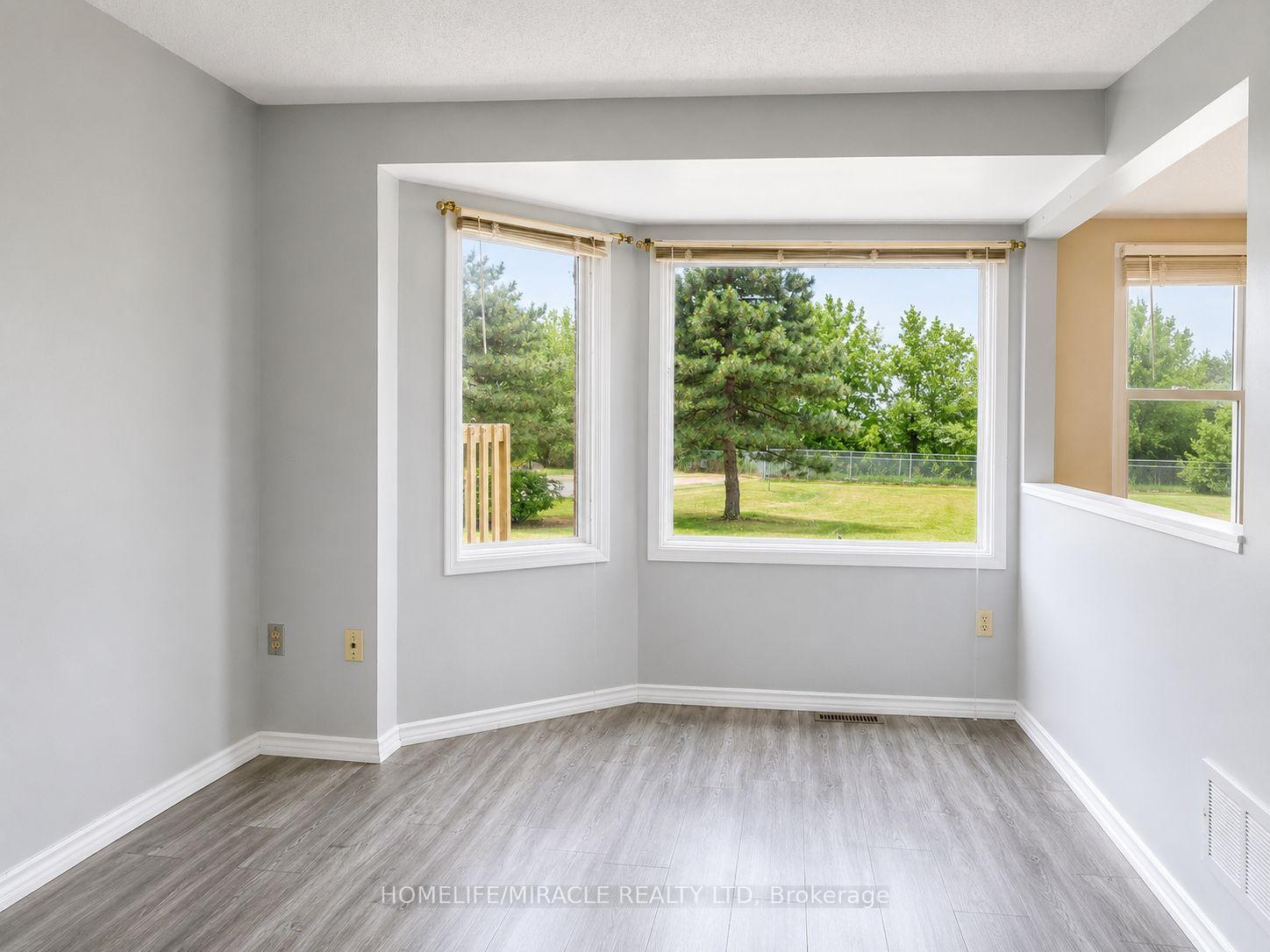 Photo 13 of Unit 38, 10 Holborn Court, Kitchener, Stanley Park — HOMEH