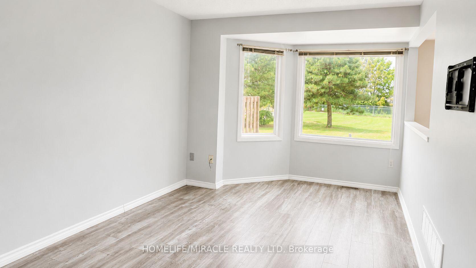 Photo 14 of Unit 38, 10 Holborn Court, Kitchener, Stanley Park — HOMEH