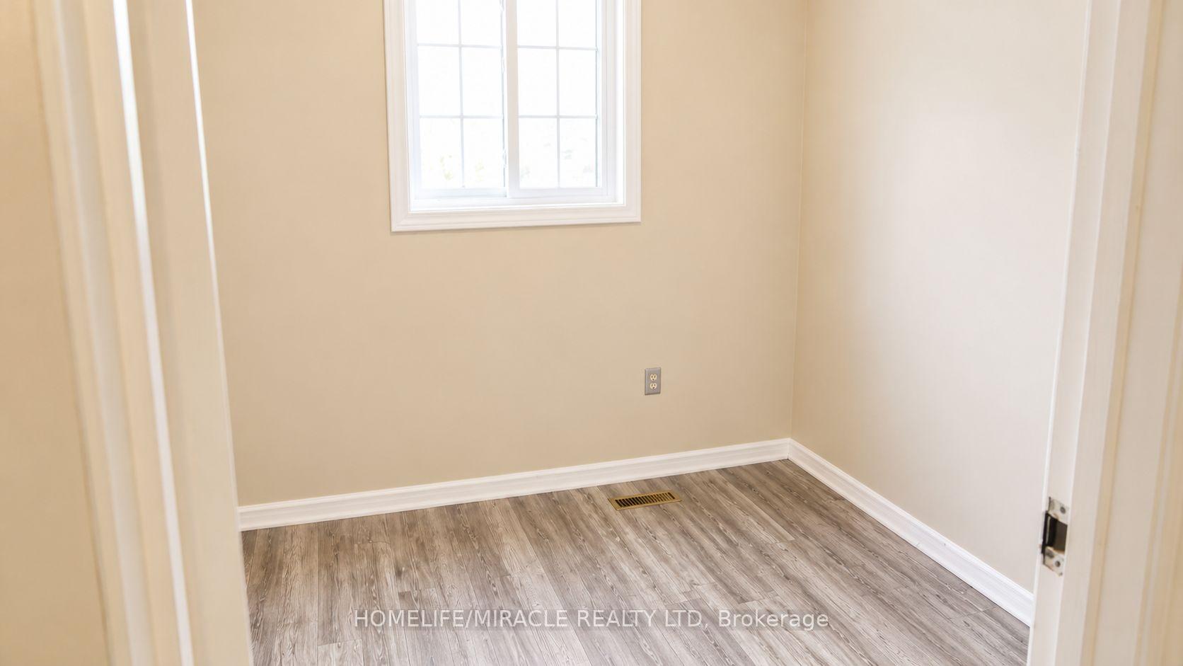 Photo 21 of Unit 38, 10 Holborn Court, Kitchener, Stanley Park — HOMEH