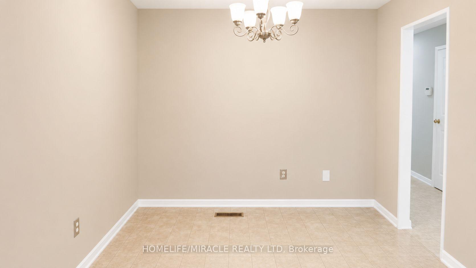 Photo 23 of Unit 38, 10 Holborn Court, Kitchener, Stanley Park — HOMEH
