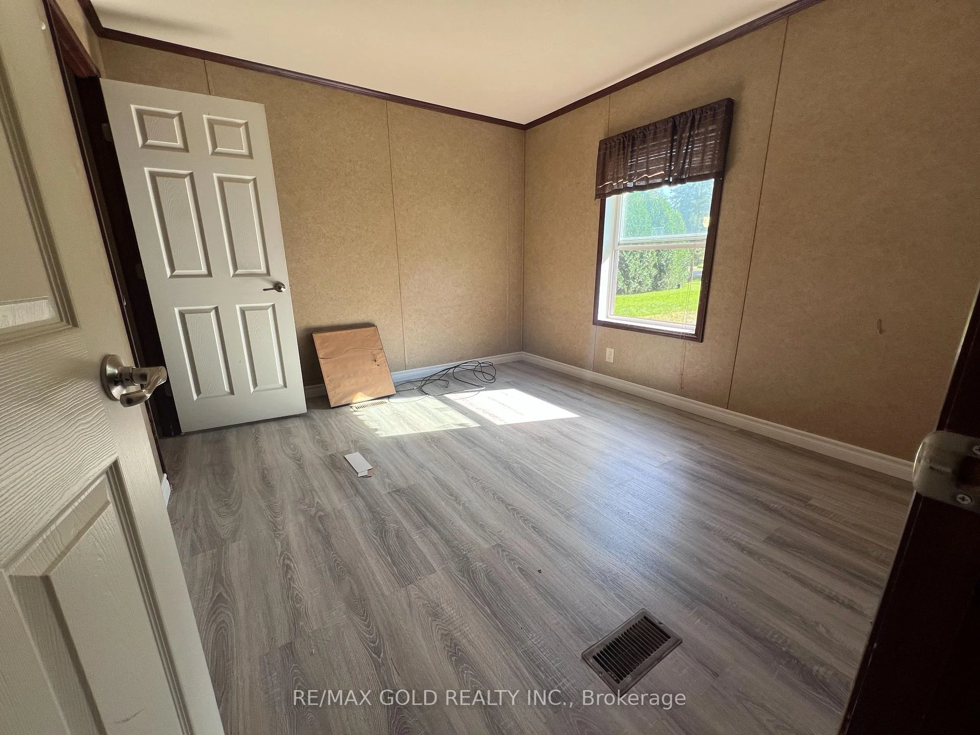 Photo 6 of Unit 5, 292 Freelton Road, Hamilton, Freelton — HOMEH