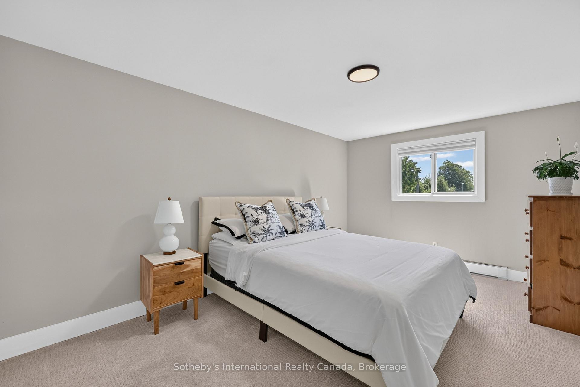 Photo 32 of 131 Bruce Street S, Blue Mountains — HOMEH