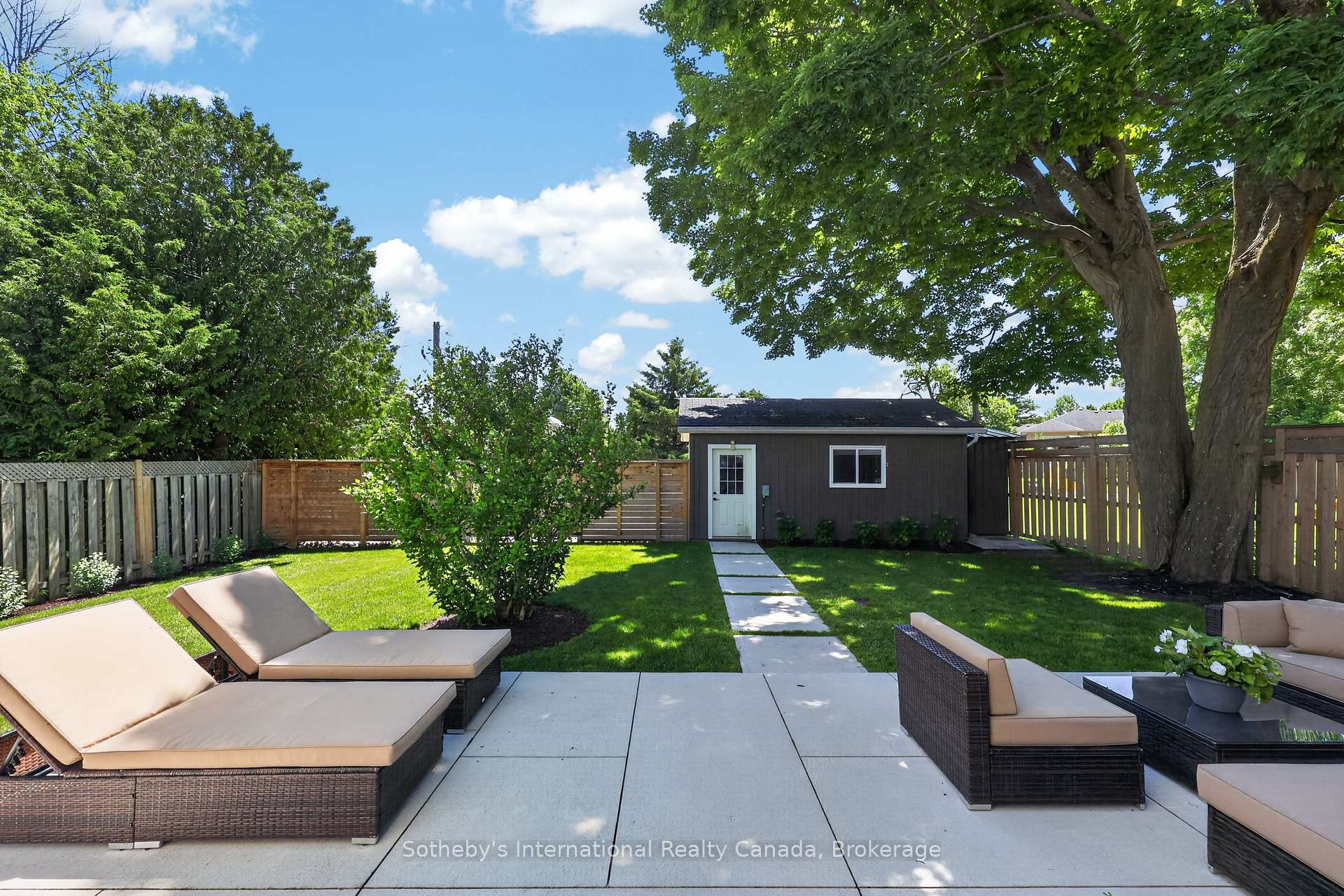 Photo 36 of 131 Bruce Street S, Blue Mountains — HOMEH