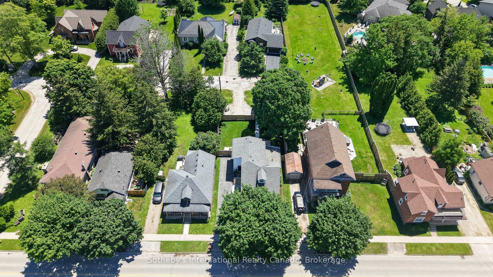 Photo 44 of 131 Bruce Street S, Blue Mountains — HOMEH