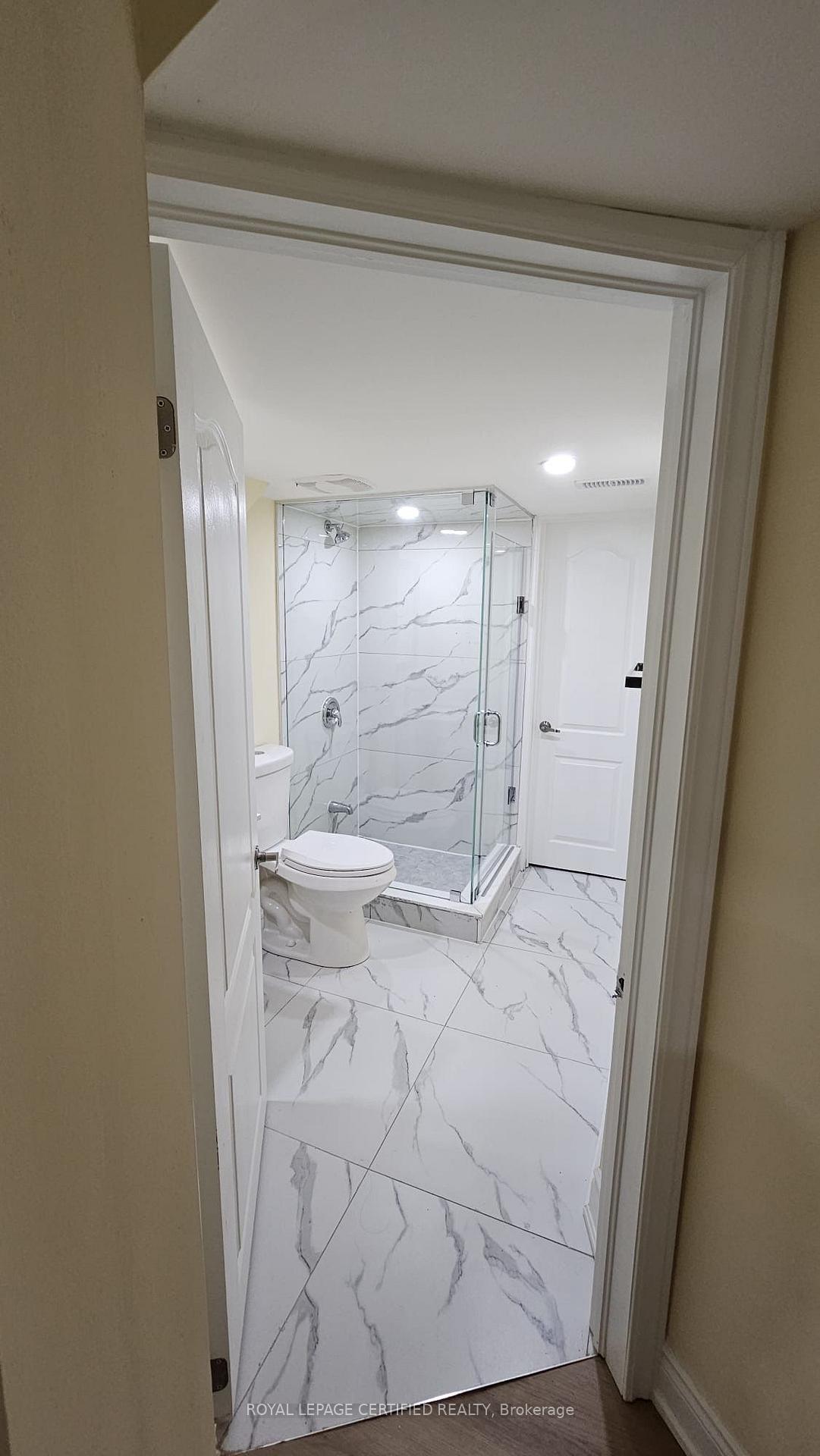Photo 2 of Unit Basement, 102 Bunchberry Way, Brampton, Sandringham-Wellington — HOMEH
