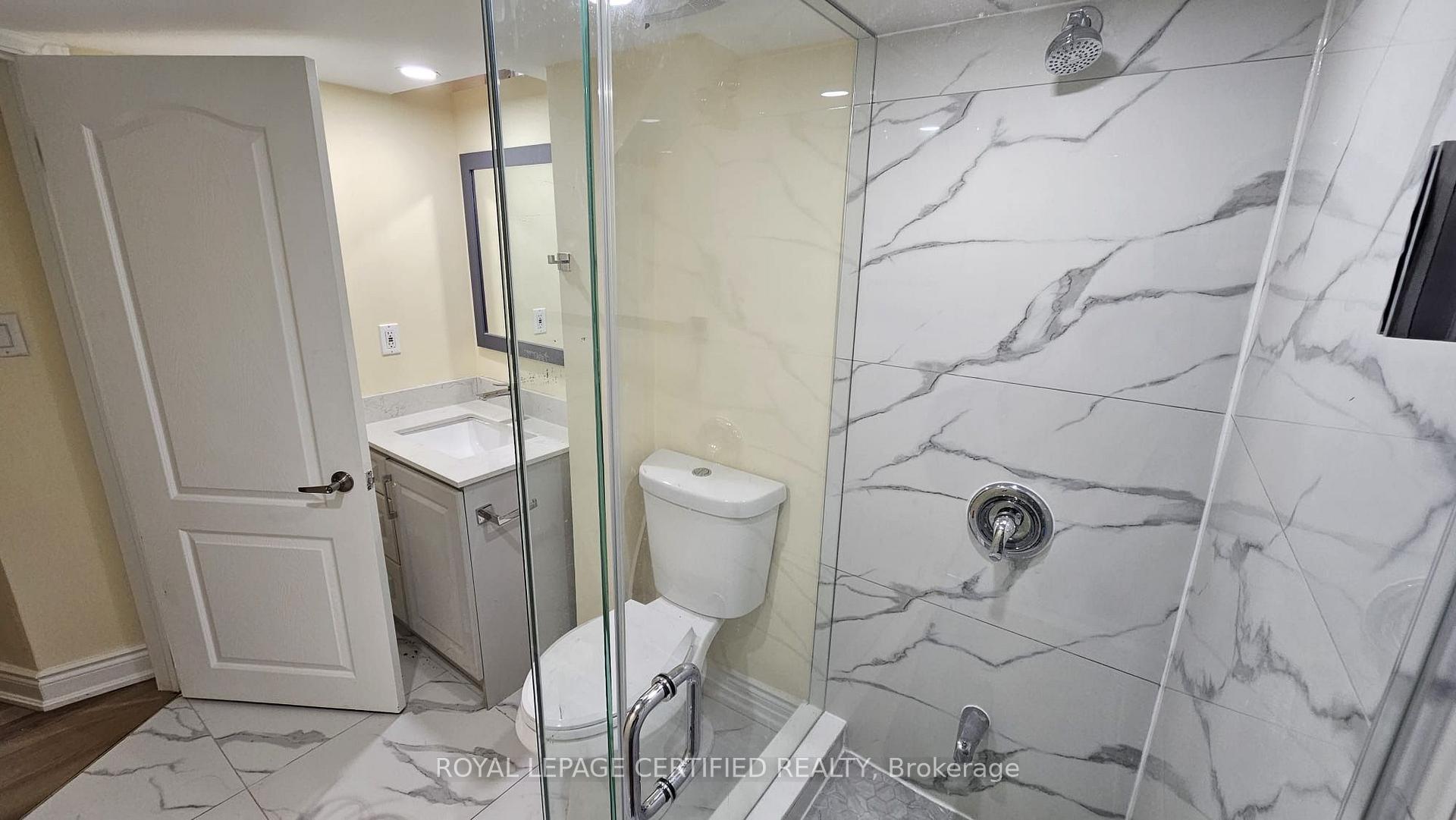 Photo 4 of Unit Basement, 102 Bunchberry Way, Brampton, Sandringham-Wellington — HOMEH
