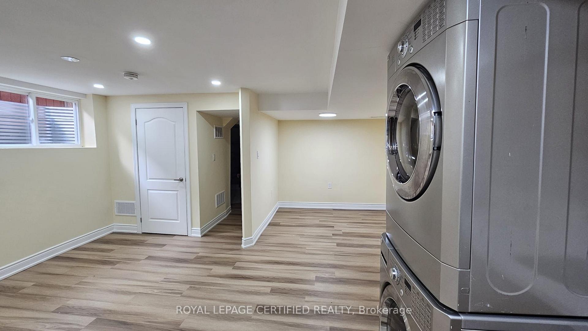 Photo 8 of Unit Basement, 102 Bunchberry Way, Brampton, Sandringham-Wellington — HOMEH
