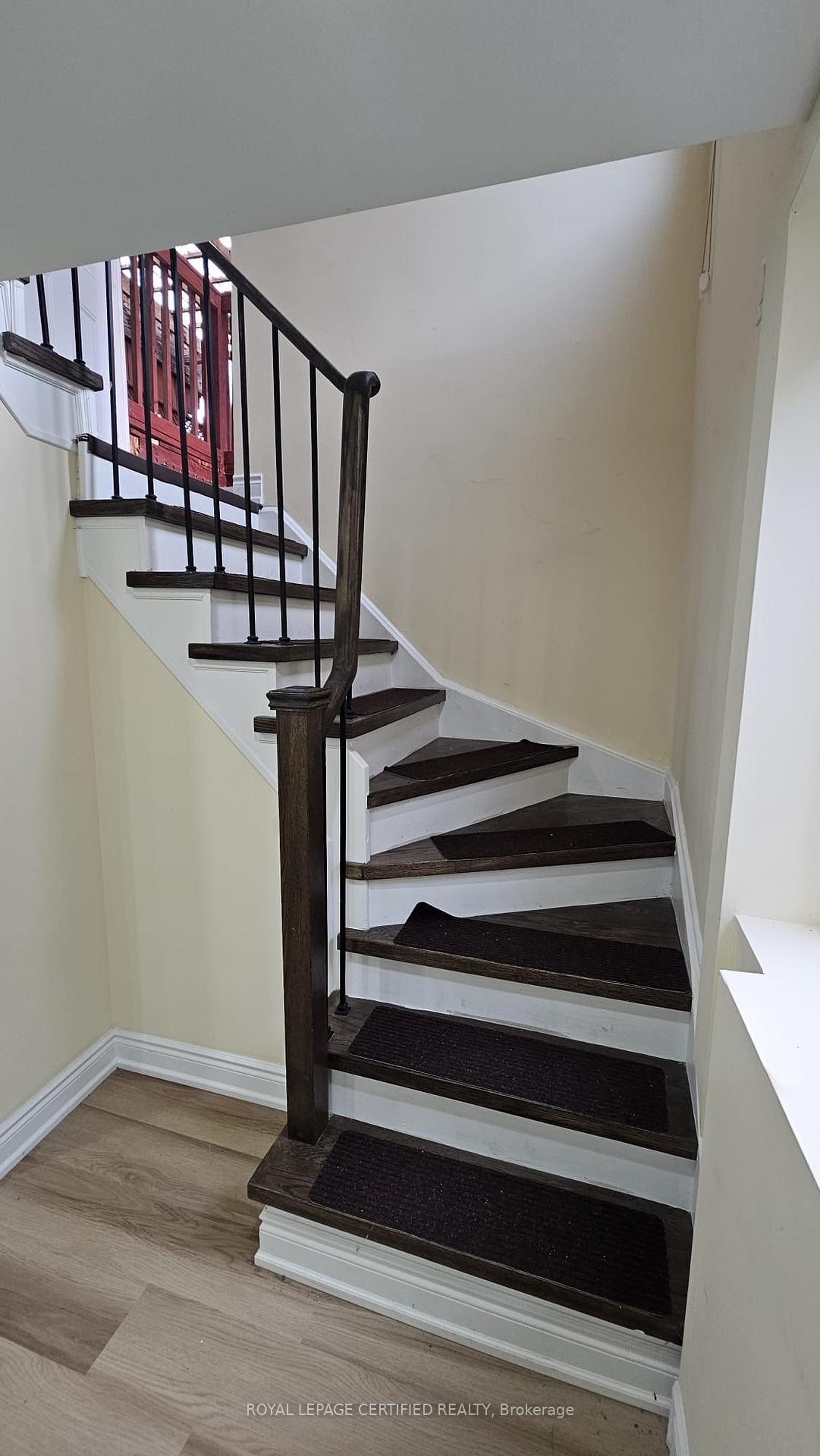 Photo 9 of Unit Basement, 102 Bunchberry Way, Brampton, Sandringham-Wellington — HOMEH
