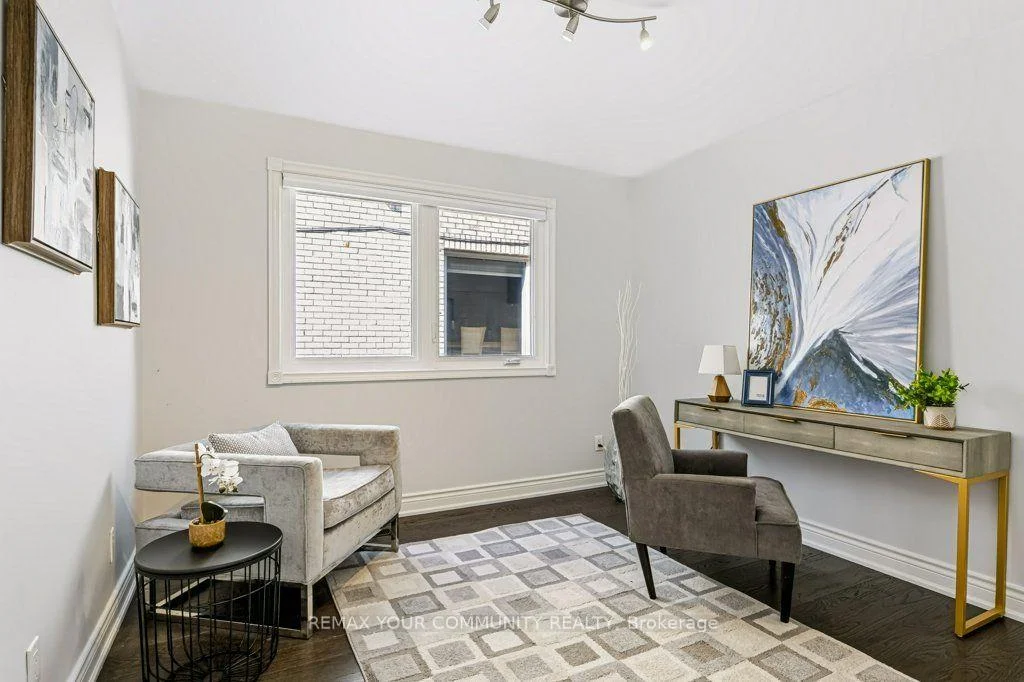 Photo 12 of 331 Maplehurst Avenue, North York, Willowdale East — HOMEH