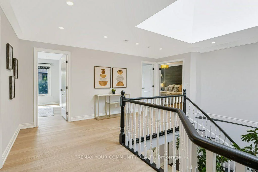 Photo 14 of 331 Maplehurst Avenue, North York, Willowdale East — HOMEH