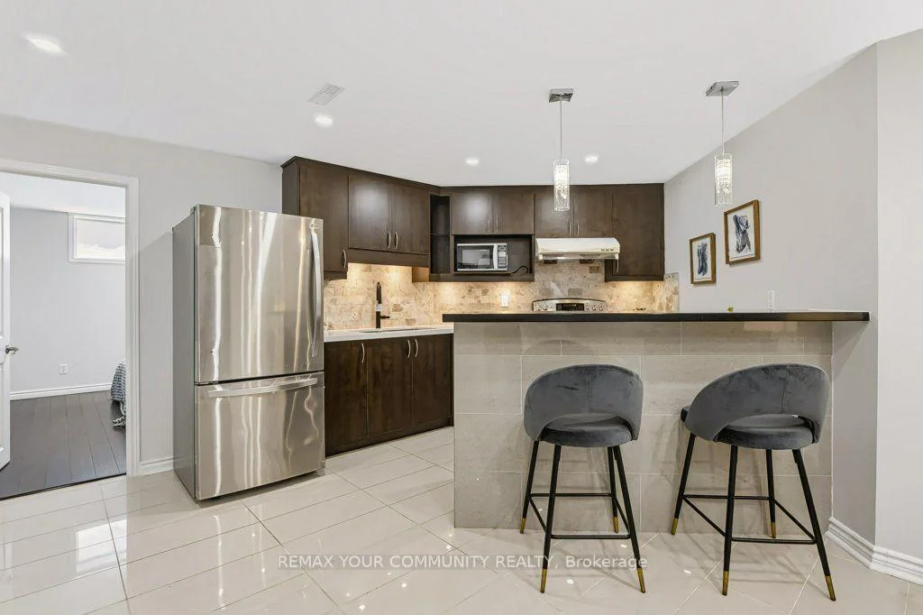 Photo 31 of 331 Maplehurst Avenue, North York, Willowdale East — HOMEH