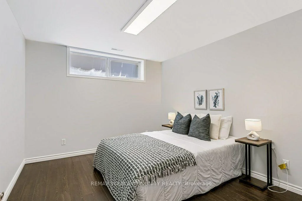 Photo 33 of 331 Maplehurst Avenue, North York, Willowdale East — HOMEH