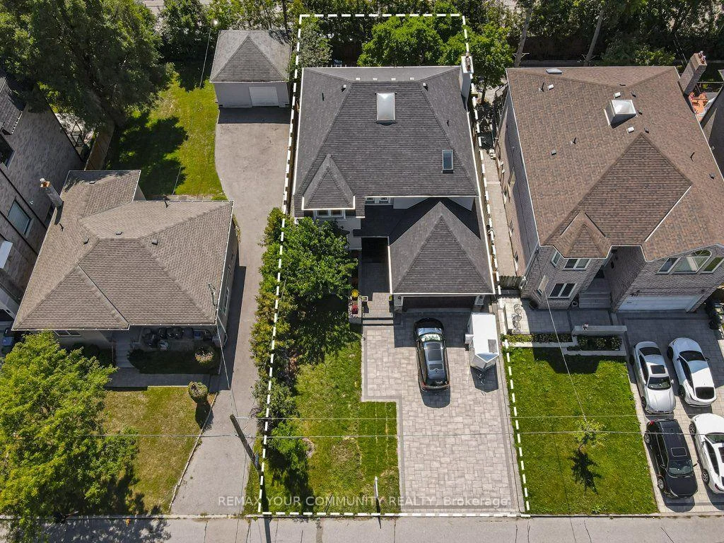 Photo 42 of 331 Maplehurst Avenue, North York, Willowdale East — HOMEH
