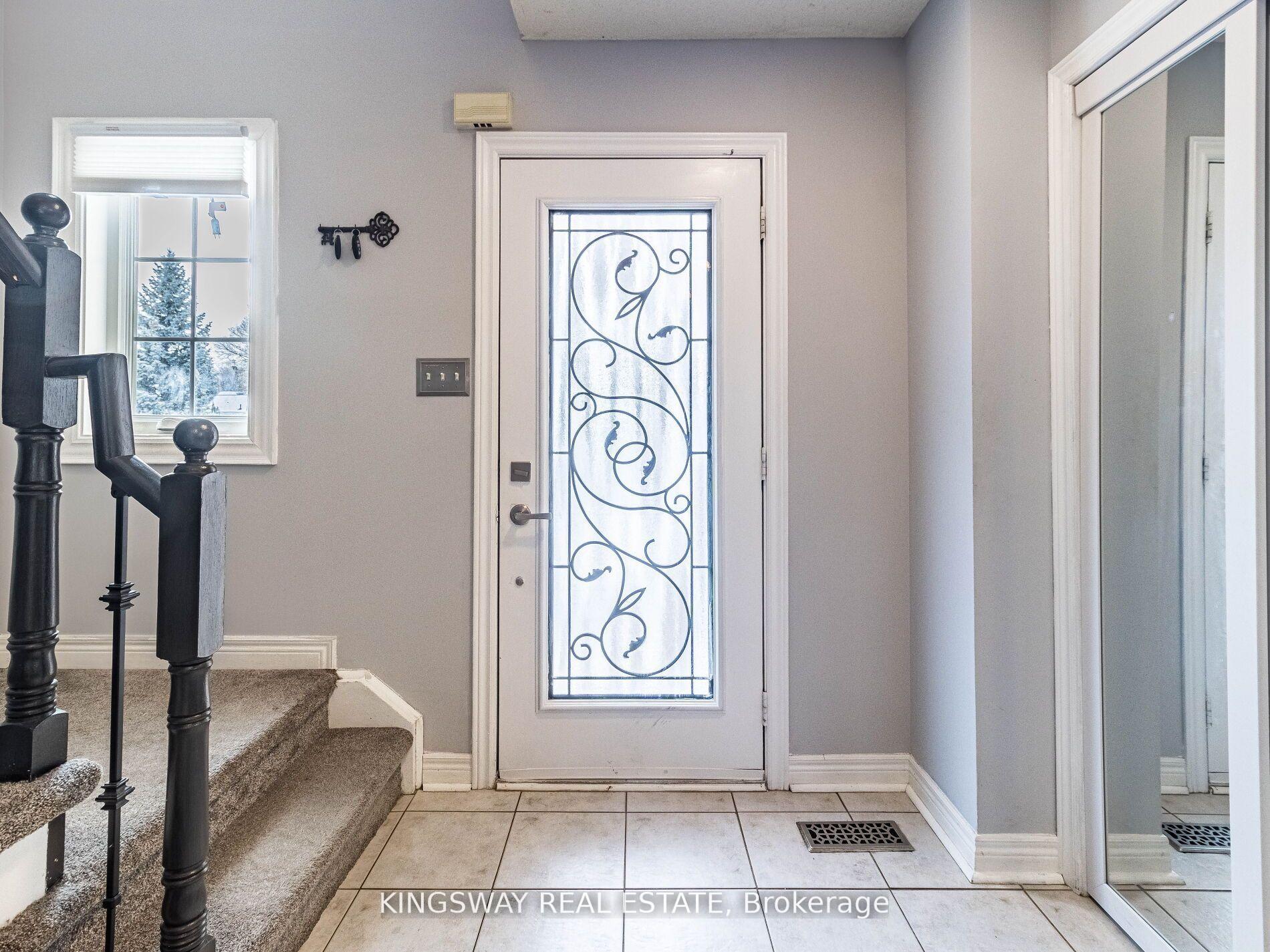 Photo 4 of 570 Enfield Road, Burlington, LaSalle — HOMEH