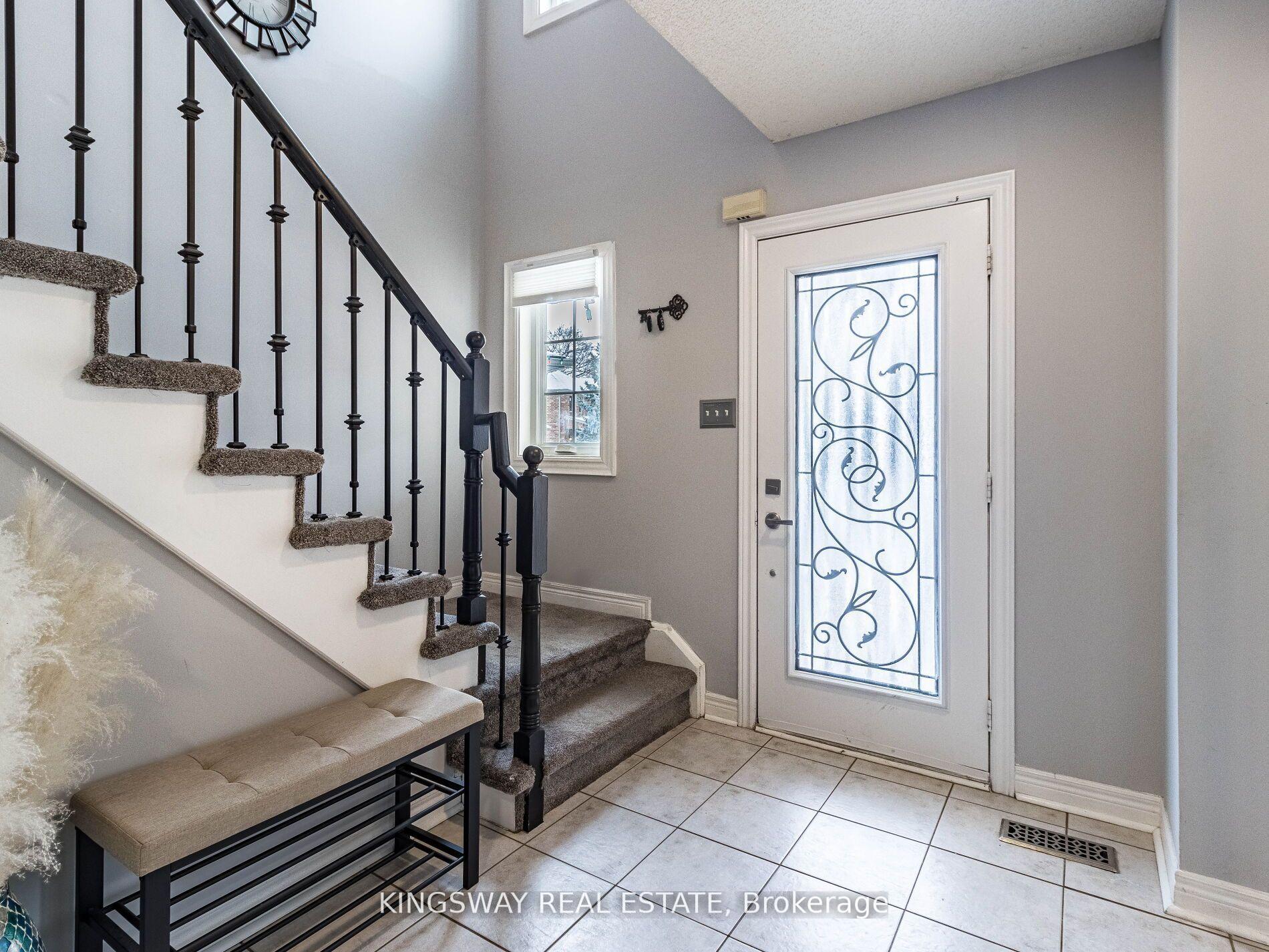 Photo 5 of 570 Enfield Road, Burlington, LaSalle — HOMEH