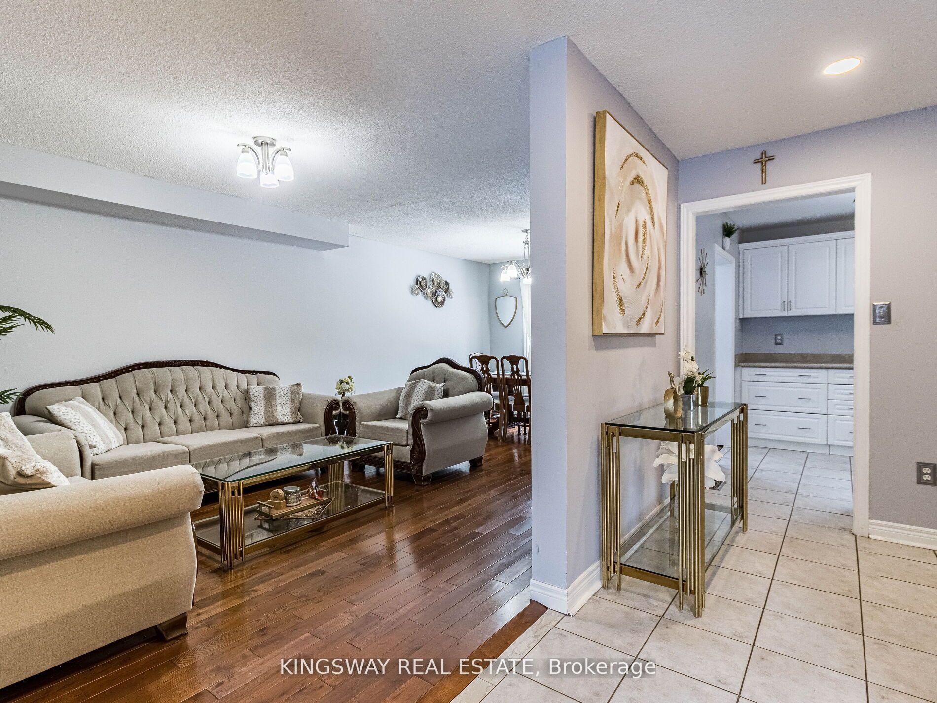 Photo 7 of 570 Enfield Road, Burlington, LaSalle — HOMEH
