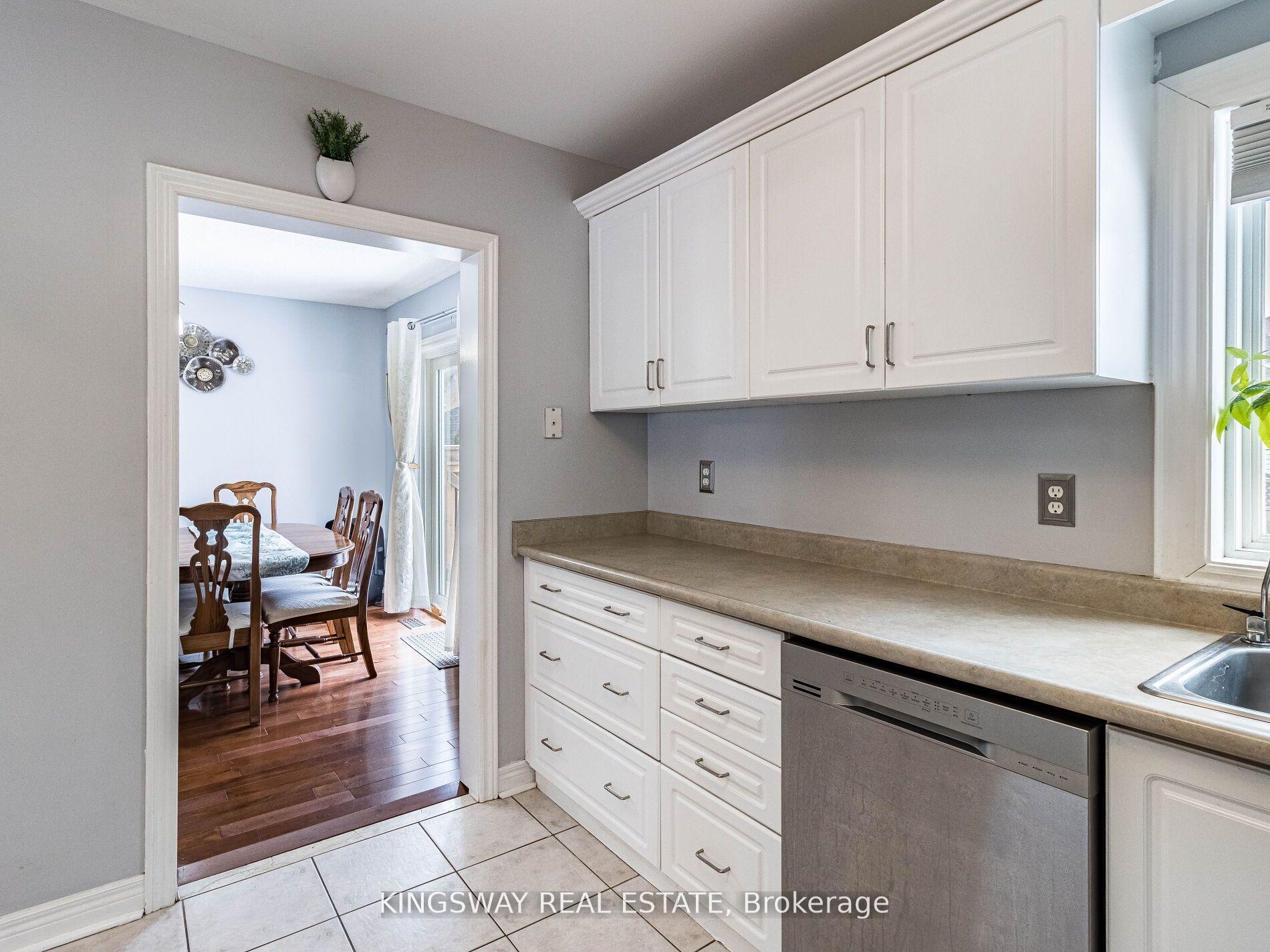 Photo 14 of 570 Enfield Road, Burlington, LaSalle — HOMEH