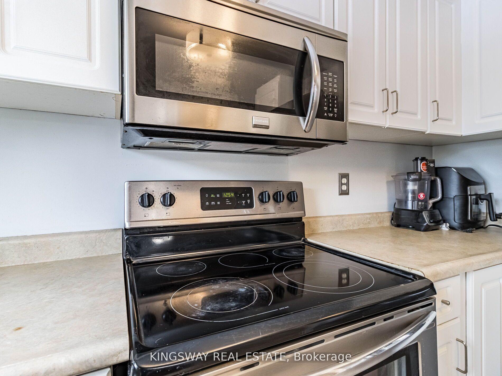 Photo 16 of 570 Enfield Road, Burlington, LaSalle — HOMEH