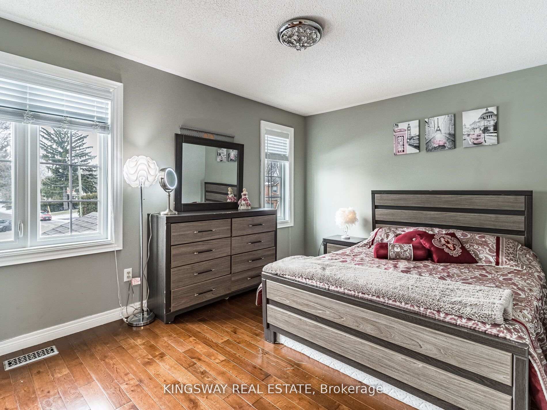 Photo 21 of 570 Enfield Road, Burlington, LaSalle — HOMEH