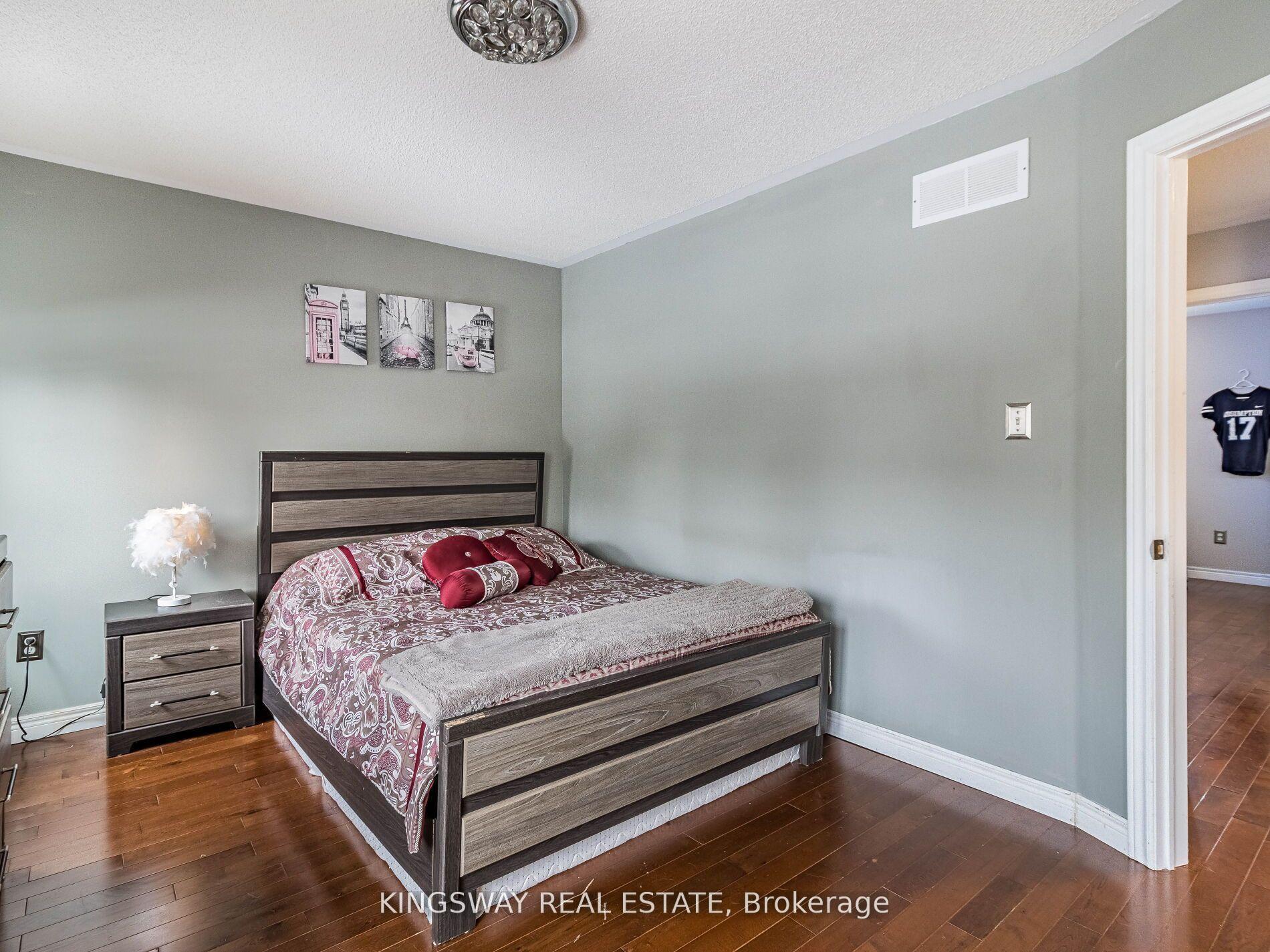 Photo 22 of 570 Enfield Road, Burlington, LaSalle — HOMEH
