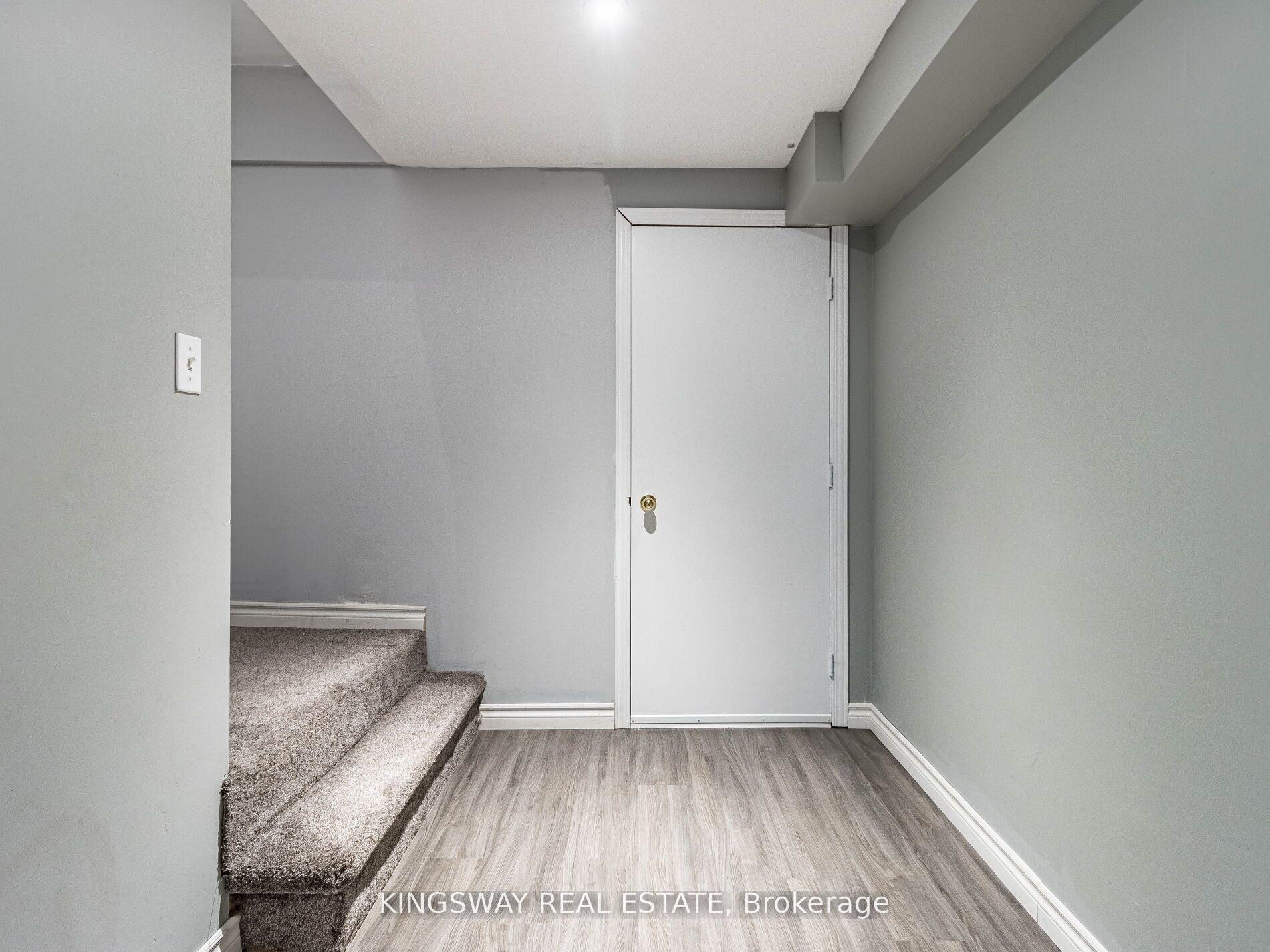 Photo 30 of 570 Enfield Road, Burlington, LaSalle — HOMEH