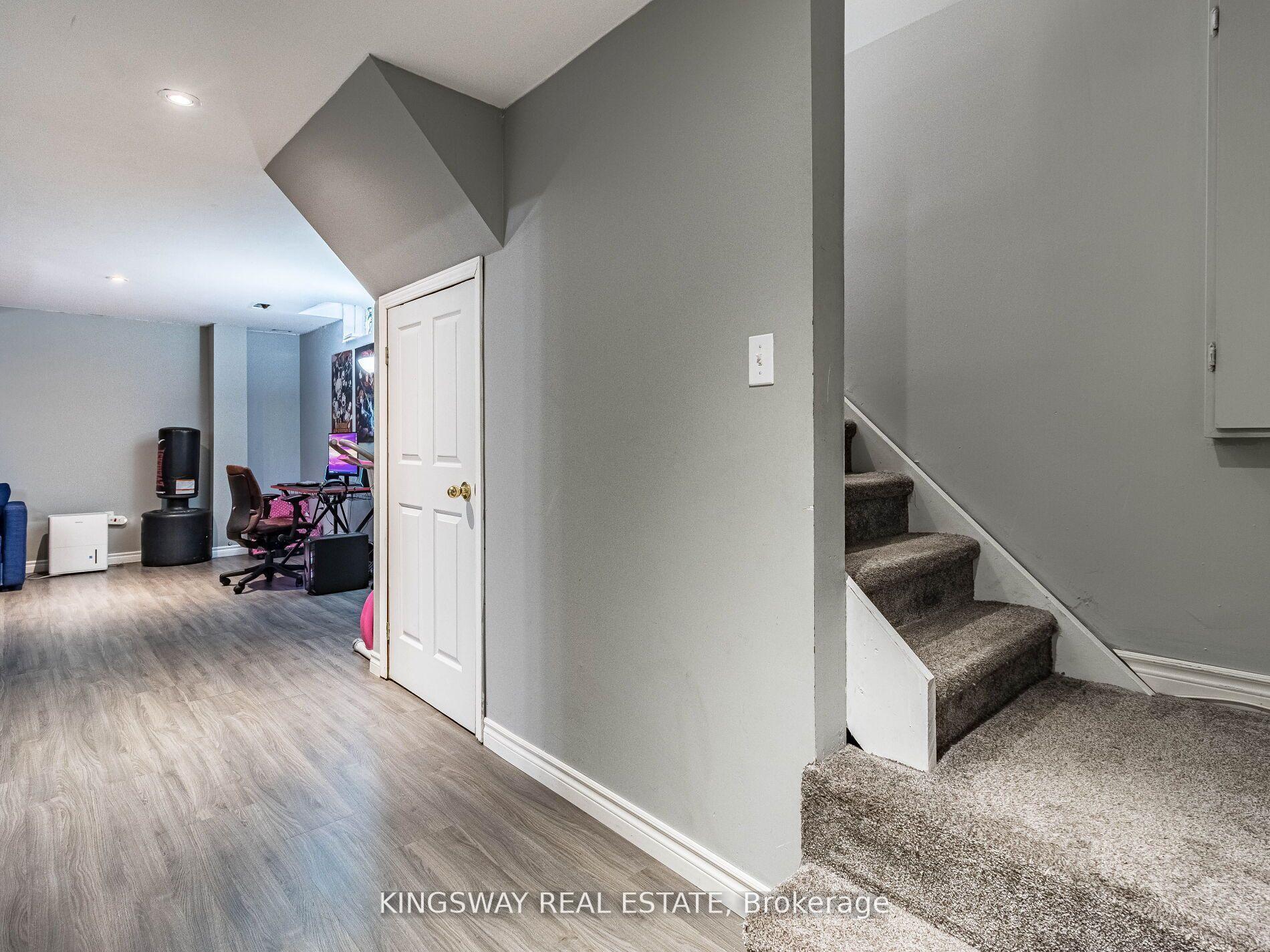 Photo 31 of 570 Enfield Road, Burlington, LaSalle — HOMEH