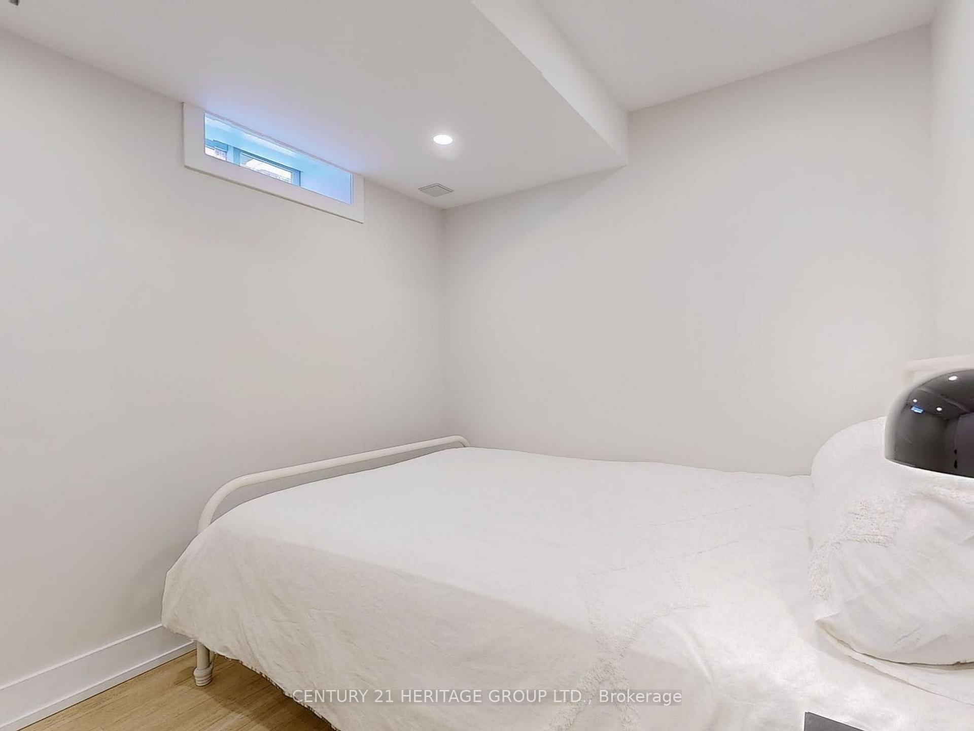 Photo 28 of Unit Lower Unit, 30 Struthers Street, Etobicoke, Mimico — HOMEH