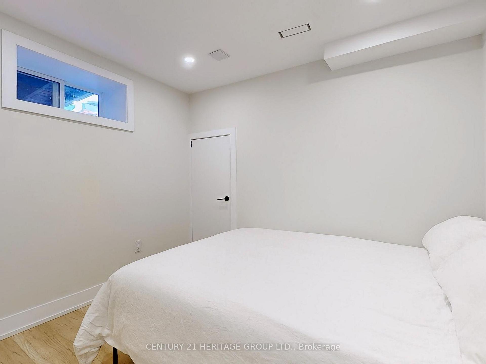 Photo 21 of Unit Lower Unit, 30 Struthers Street, Etobicoke, Mimico — HOMEH