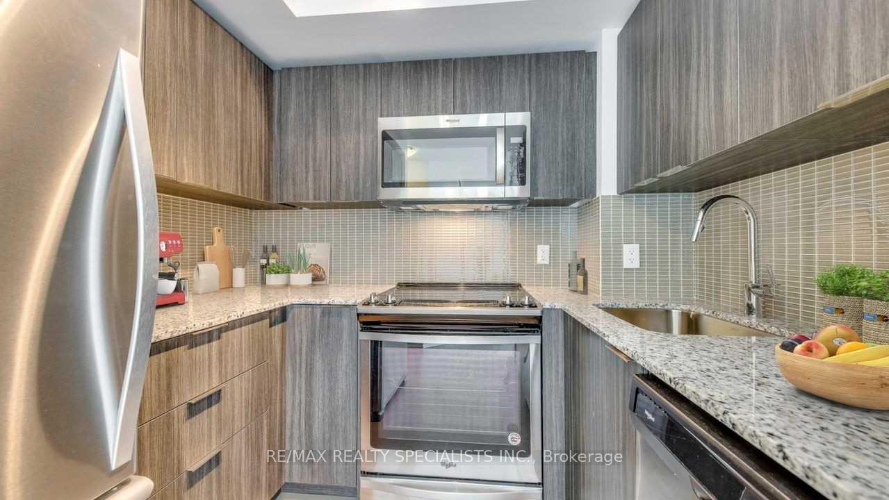 Photo 6 of Unit 321, 20 Shore Breeze Drive, Etobicoke, Mimico — HOMEH