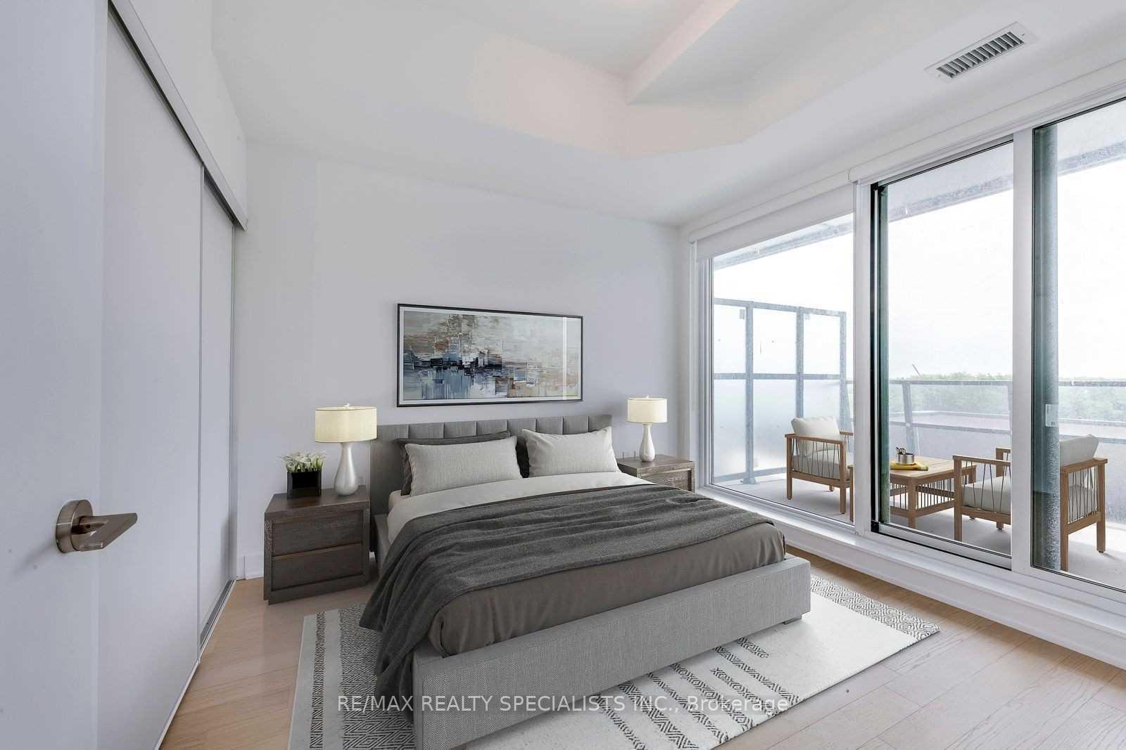 Photo 10 of Unit 321, 20 Shore Breeze Drive, Etobicoke, Mimico — HOMEH