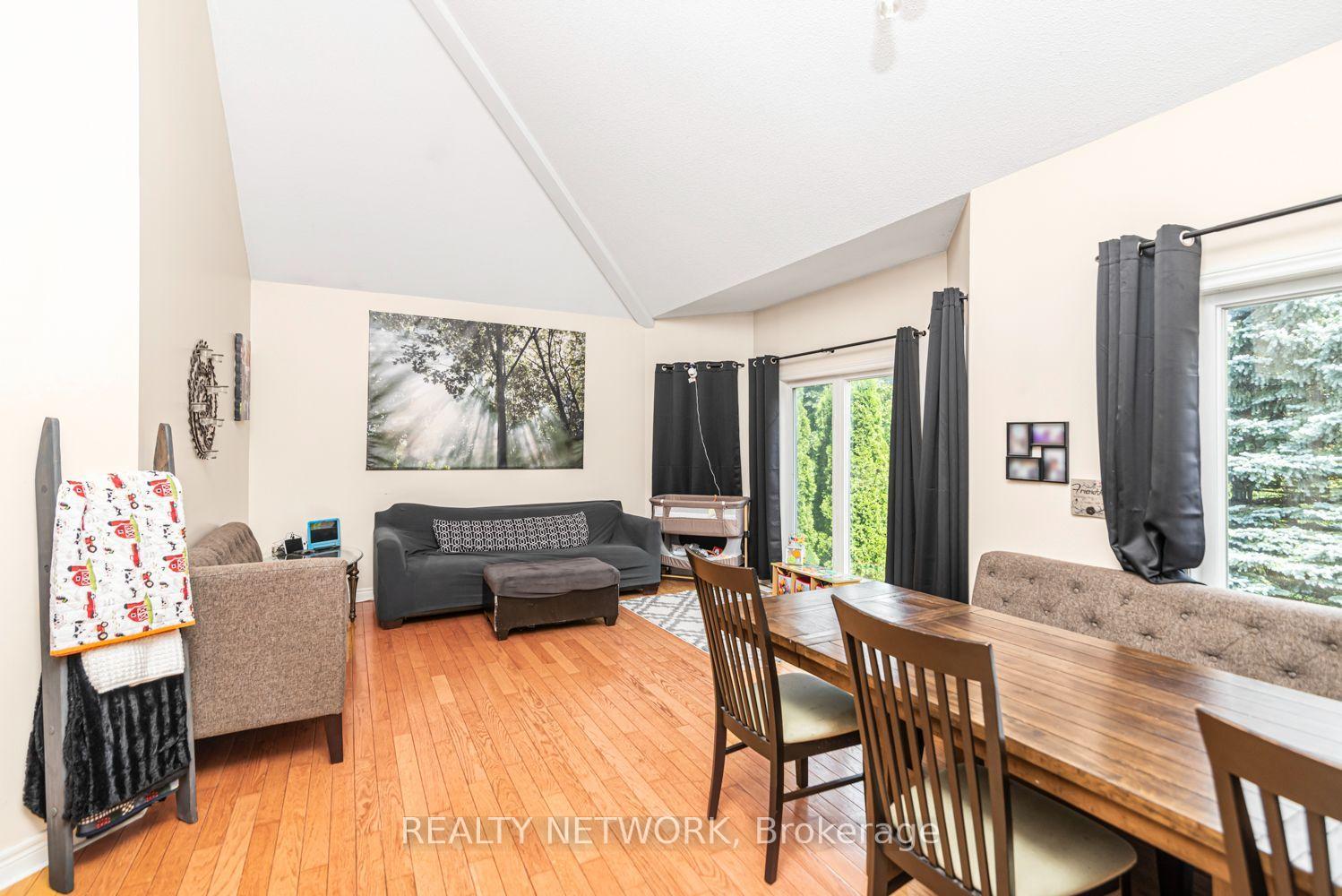 Photo 9 of 4257 Stadelbauer Drive, Lincoln, Beamsville — HOMEH