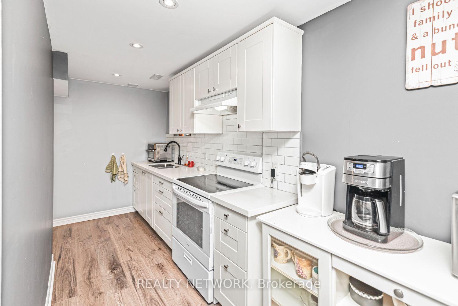 Photo 37 of 4257 Stadelbauer Drive, Lincoln, Beamsville — HOMEH