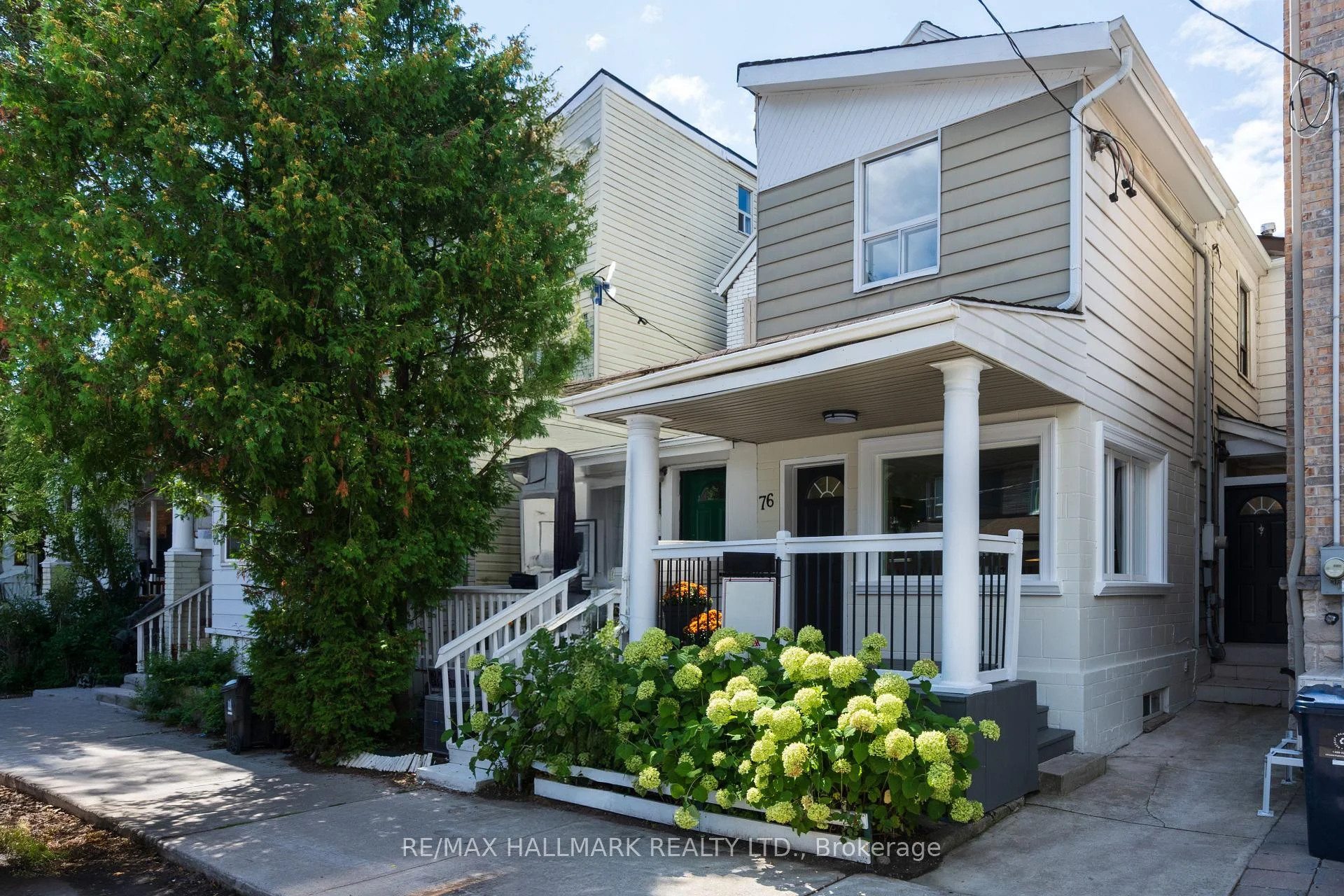 Photo 16 of 76 Pape Avenue, Toronto, South Riverdale — HOMEH