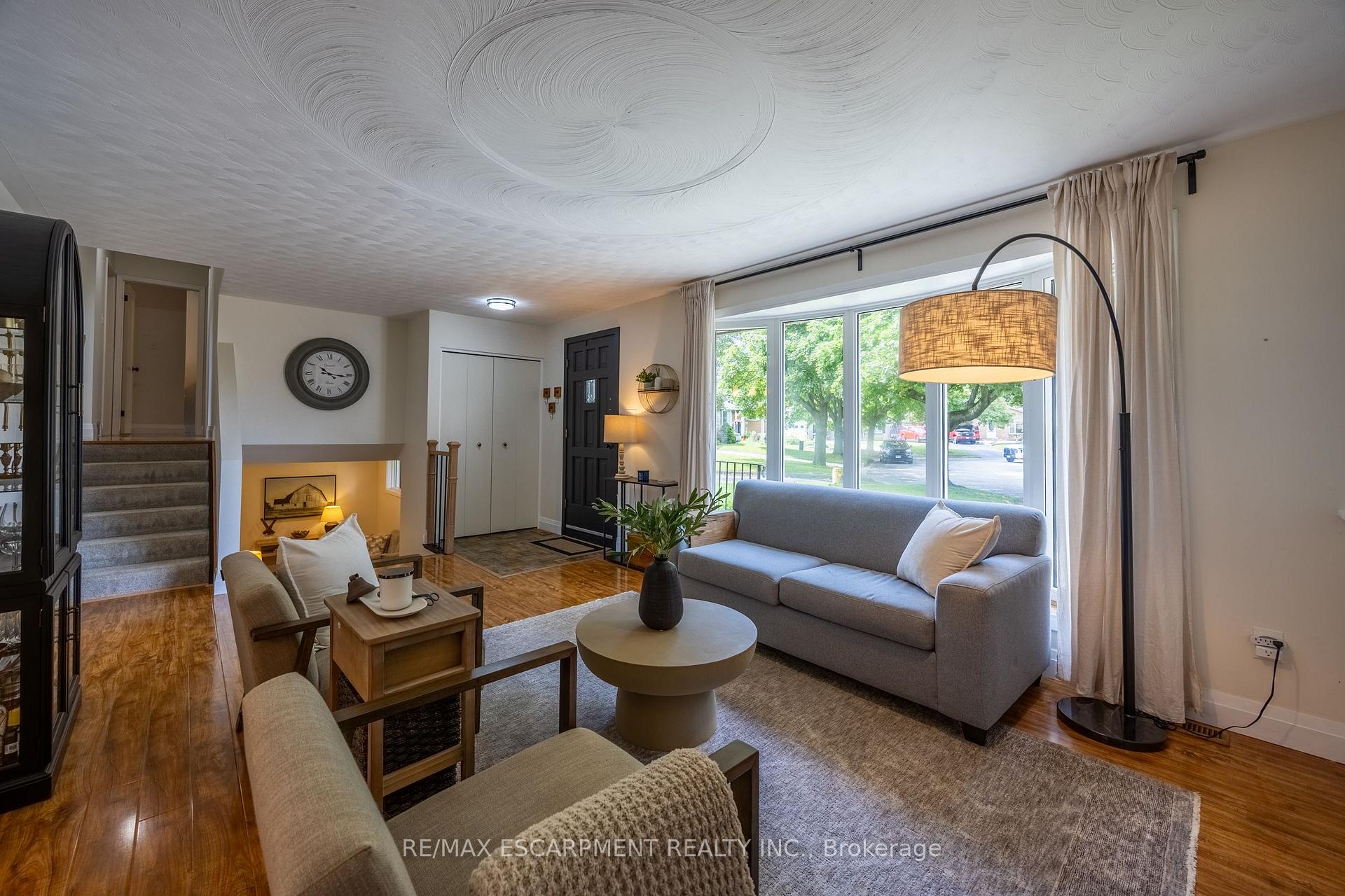 Photo 10 of 9 Normandy Circle, Norfolk, Simcoe — HOMEH