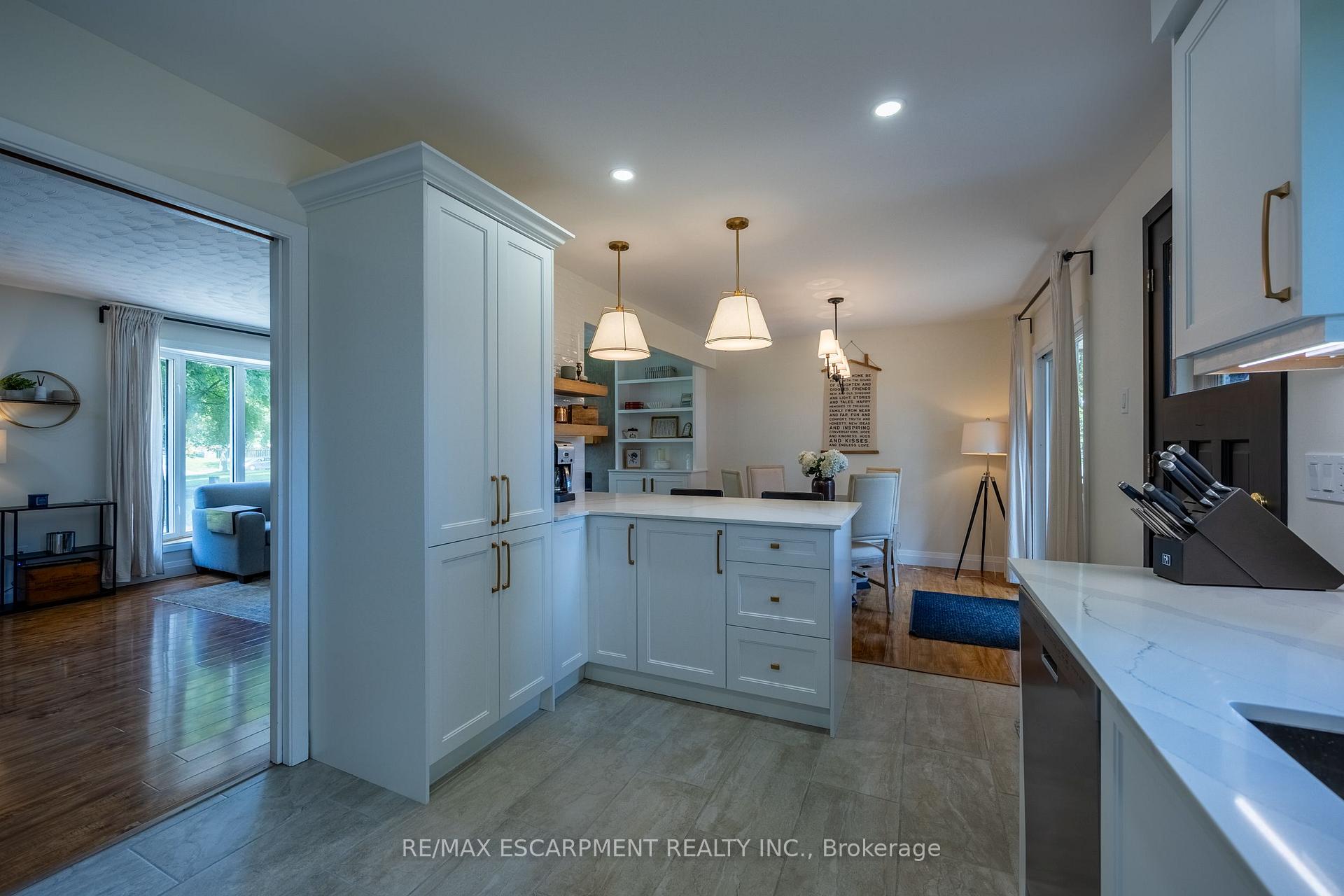 Photo 20 of 9 Normandy Circle, Norfolk, Simcoe — HOMEH