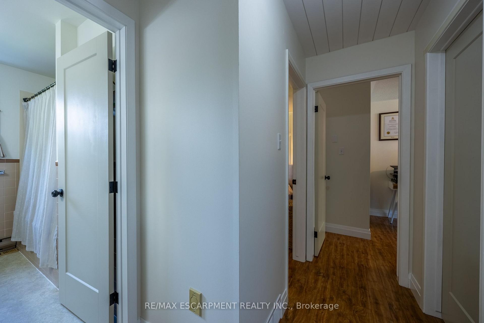 Photo 22 of 9 Normandy Circle, Norfolk, Simcoe — HOMEH