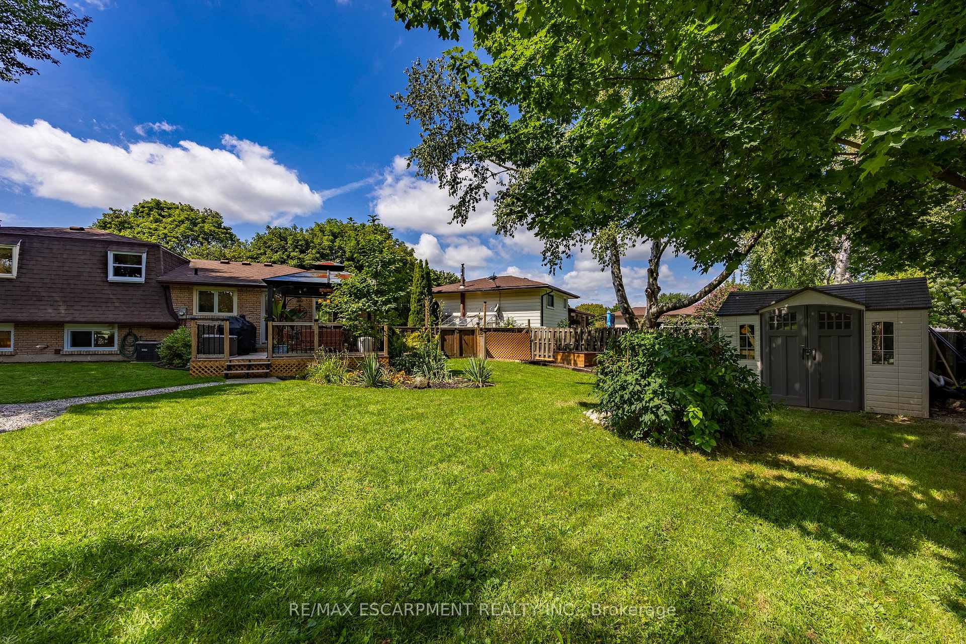 Photo 58 of 9 Normandy Circle, Norfolk, Simcoe — HOMEH