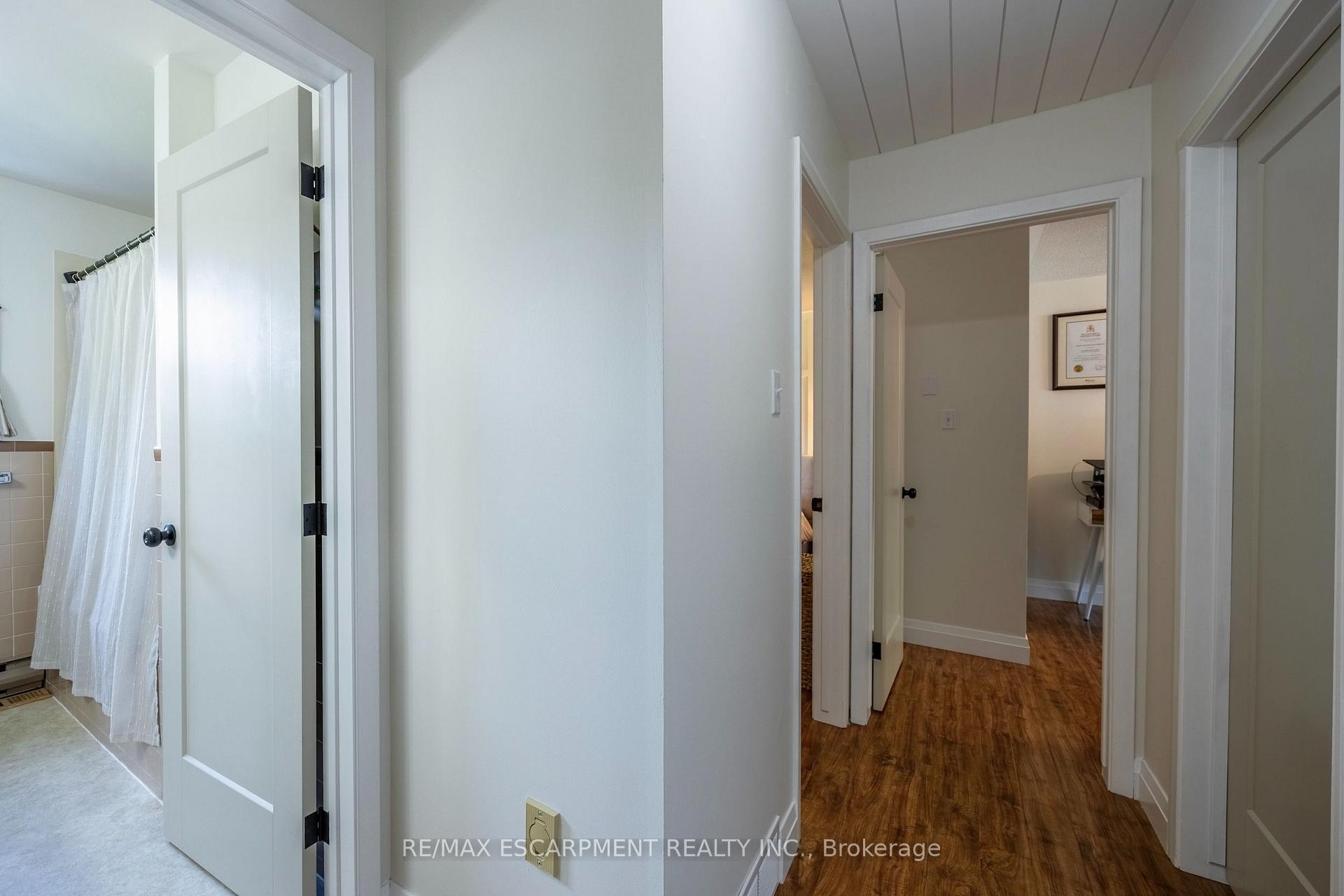 Photo 23 of 9 Normandy Circle, Norfolk, Simcoe — HOMEH