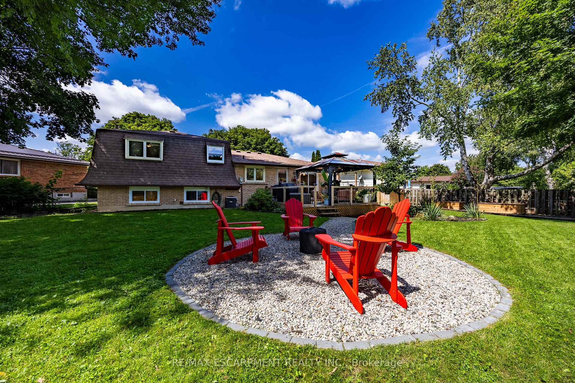 Photo 55 of 9 Normandy Circle, Norfolk, Simcoe — HOMEH