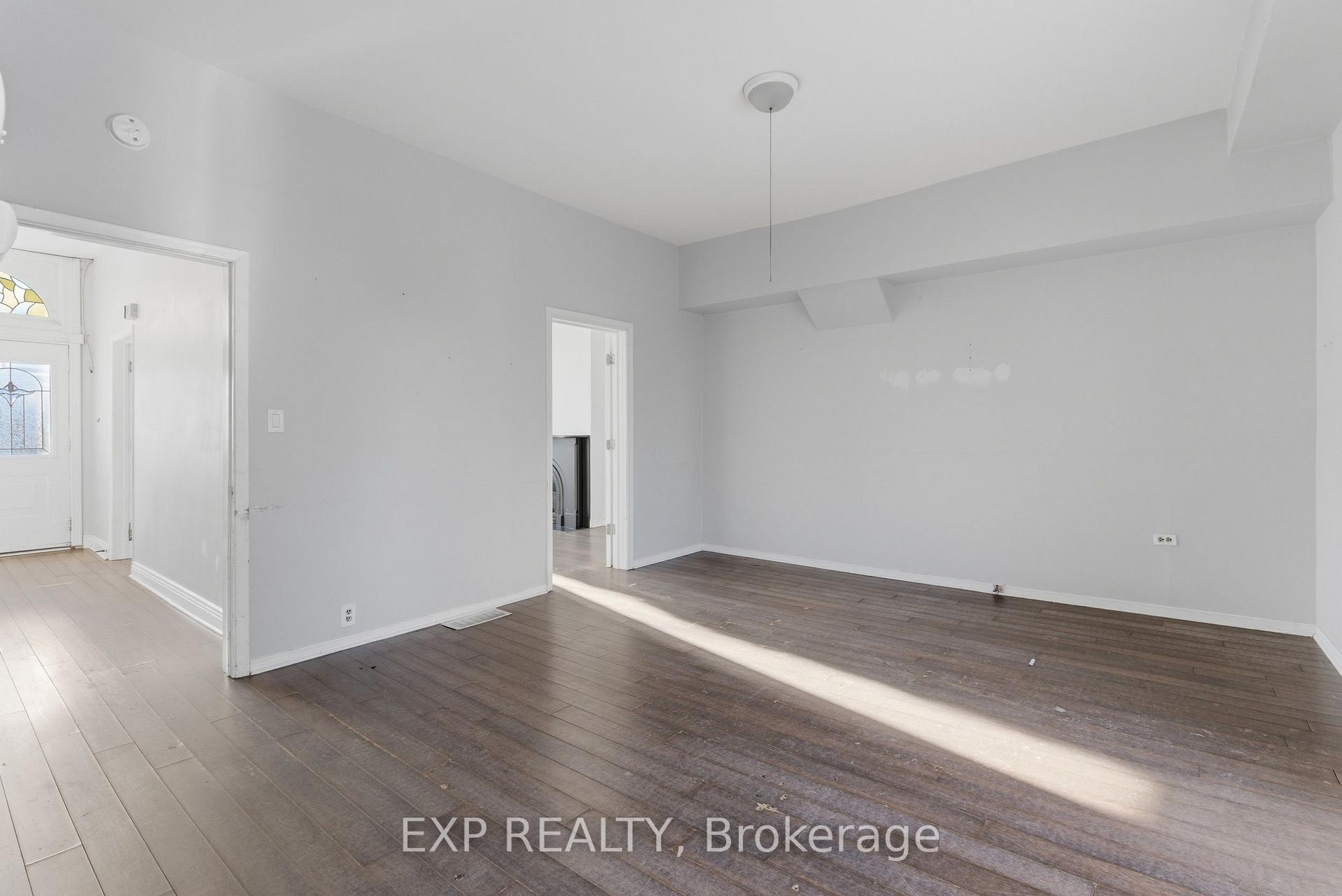Photo 11 of 175 King Street, St. Catharines, Downtown — HOMEH