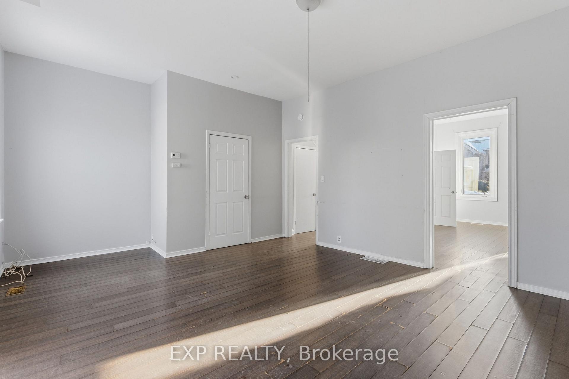 Photo 12 of 175 King Street, St. Catharines, Downtown — HOMEH