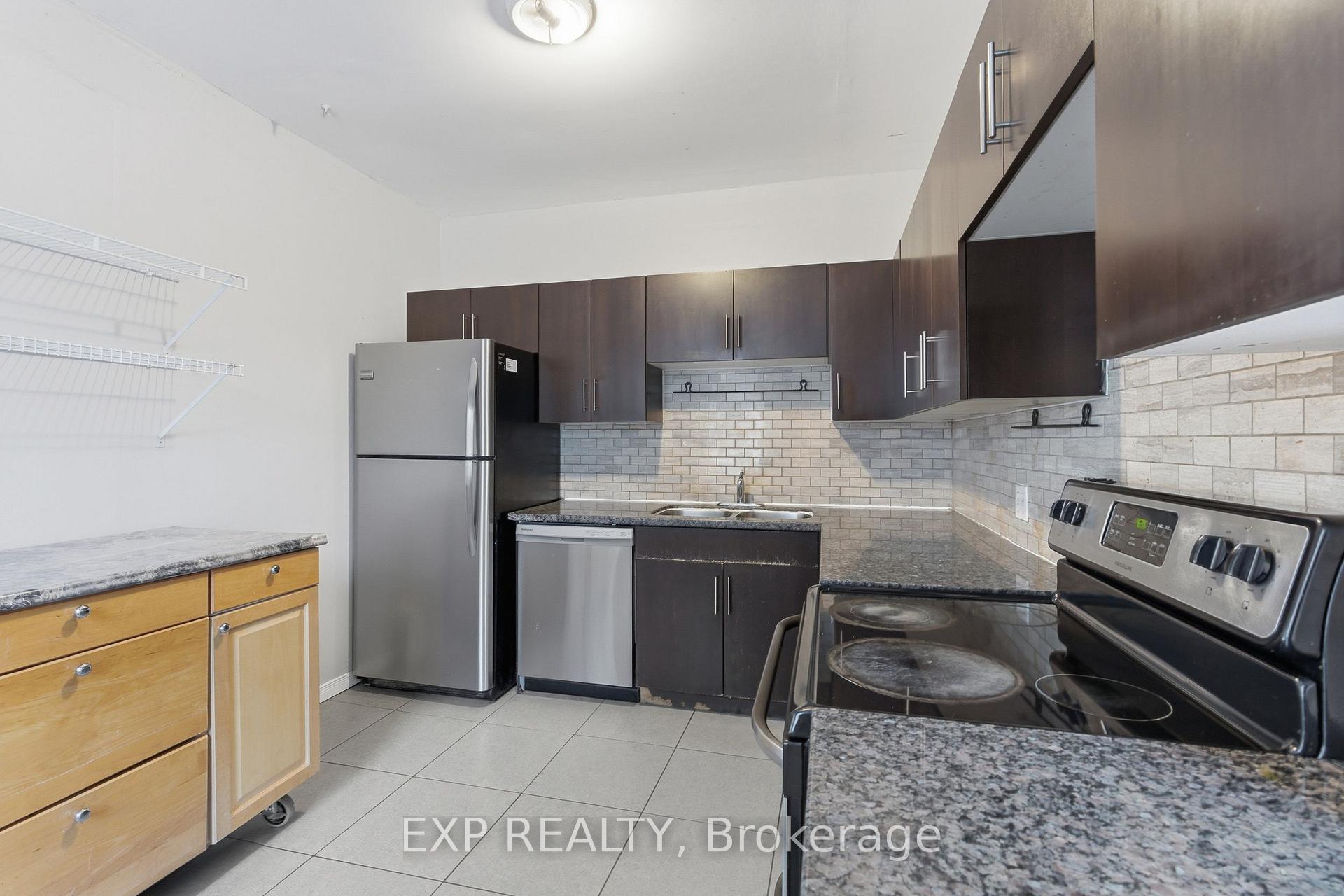 Photo 17 of 175 King Street, St. Catharines, Downtown — HOMEH
