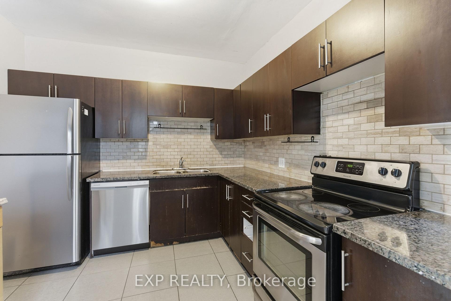 Photo 18 of 175 King Street, St. Catharines, Downtown — HOMEH
