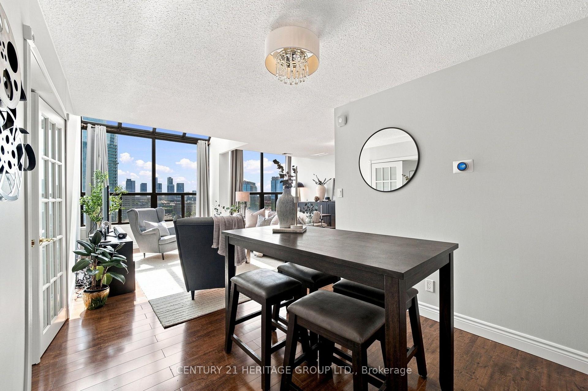 Photo 7 of Unit PH1, 200 Robert Speck Parkway, Mississauga, City Centre — HOMEH